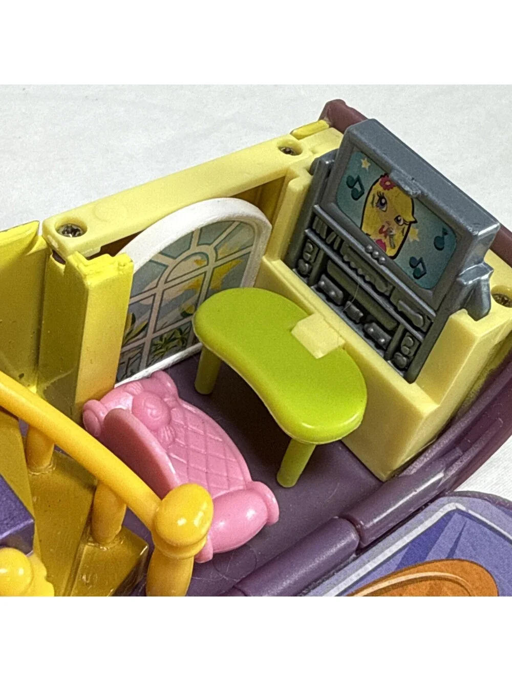 Vintage Polly Pocket Sweet Secrets Miniature Doll House Polly World Butterfly